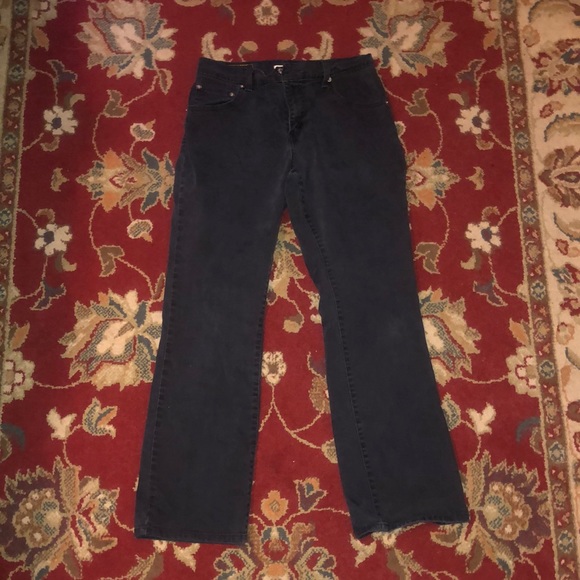 Levi’s Black Relaxed Boot Cut Women’s Jeans - Picture 1 of 6